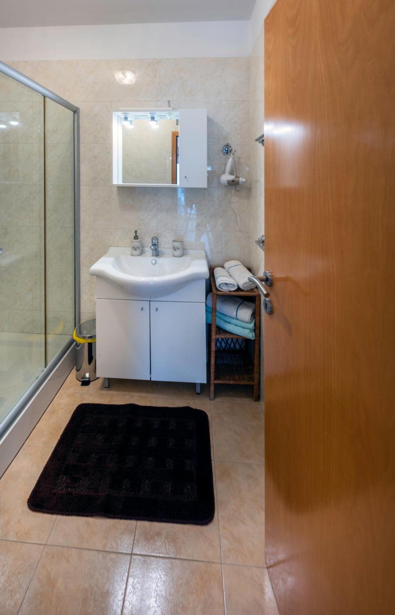 Apartment Anamaria With Seaview Petrcane Exterior photo